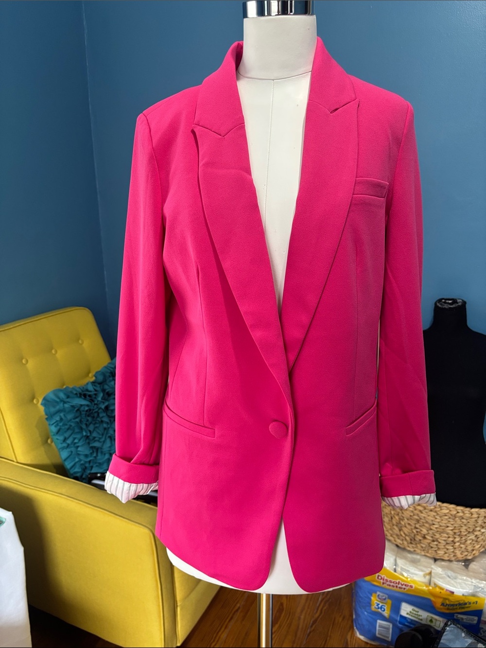 Jules & Leopold Vibrant Hot Pink Single-Button Blazer